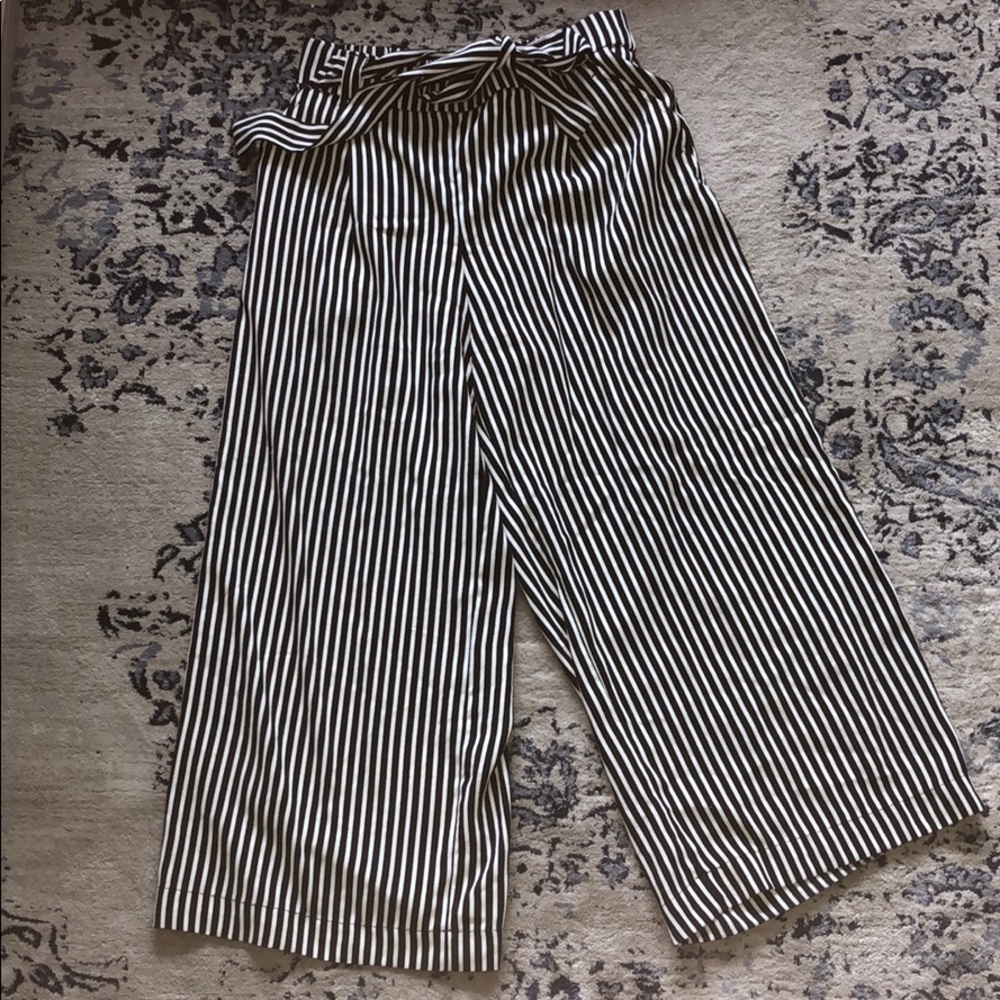 •ZARA• Stripped Culottes